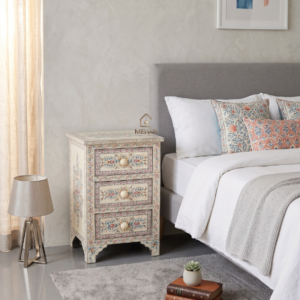 WDN BONE INLAY HAND PAINTED BEDSIDE 3 DRAWER