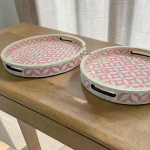 trays